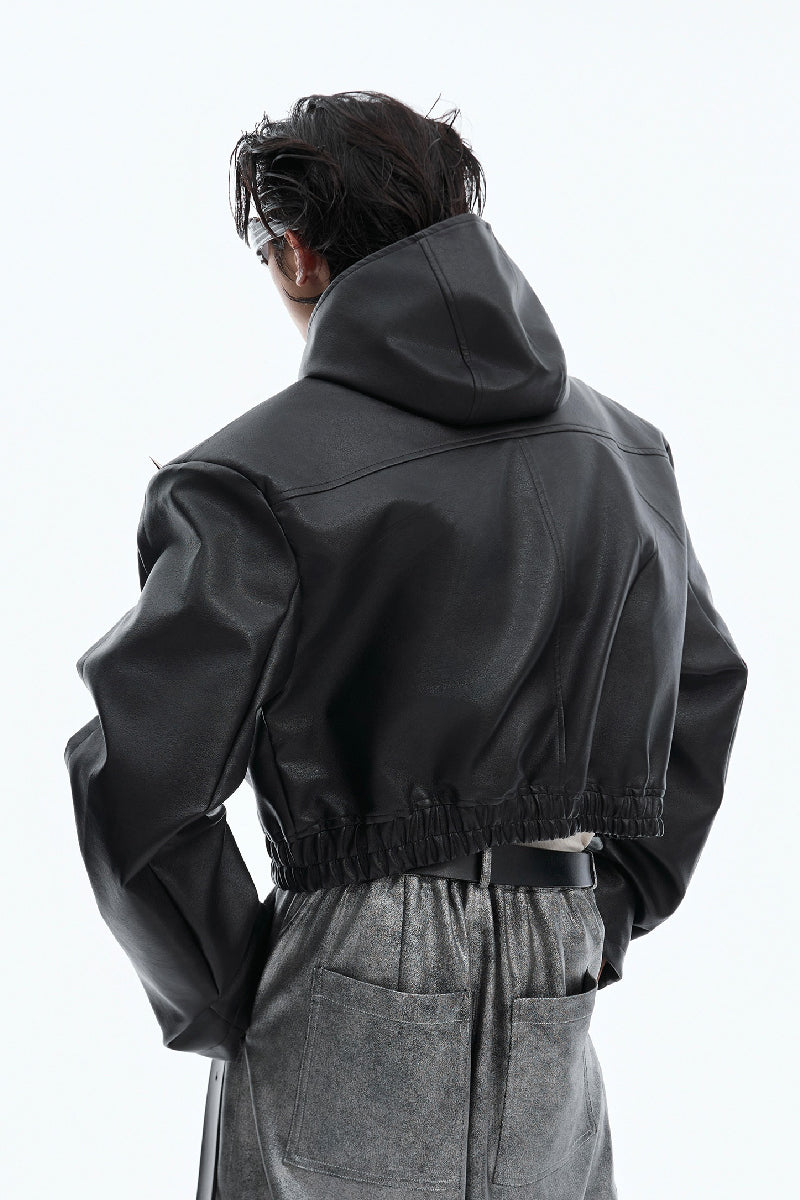 Asymmetrische, nietenbesetzte Punk-Lederjacke