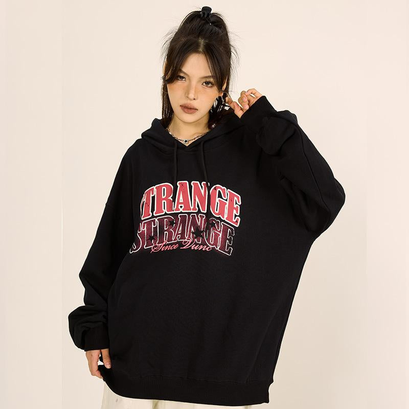 Sweat à capuche à imprimé lettres délavées « Strange »