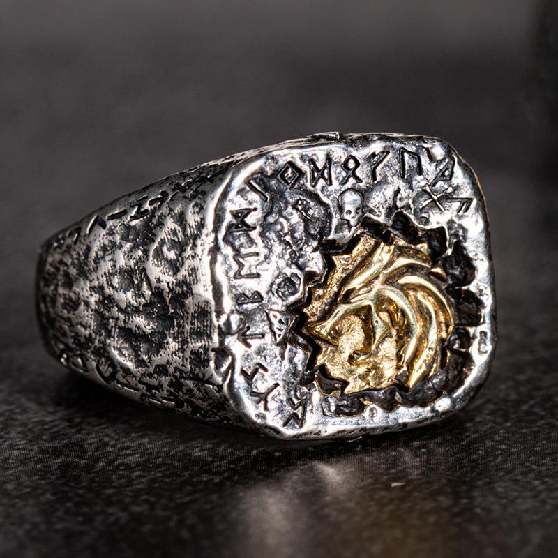 Golden Viking Wolf Head Ring
