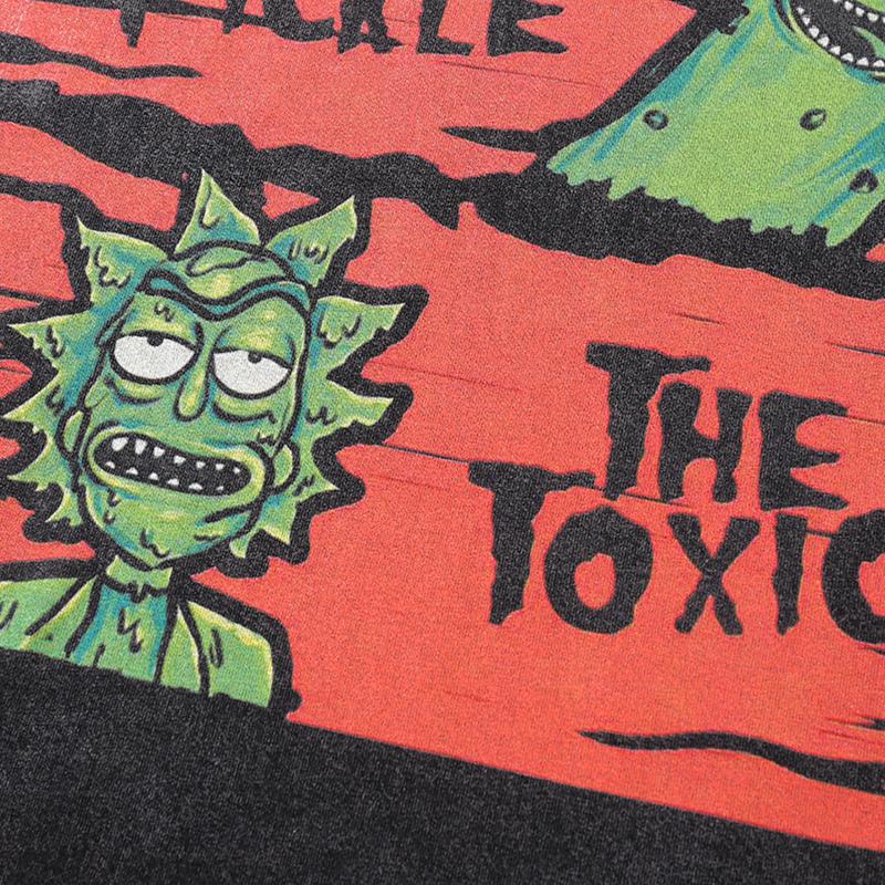 Locker geschnittenes T-Shirt mit Toxic Rick-Print
