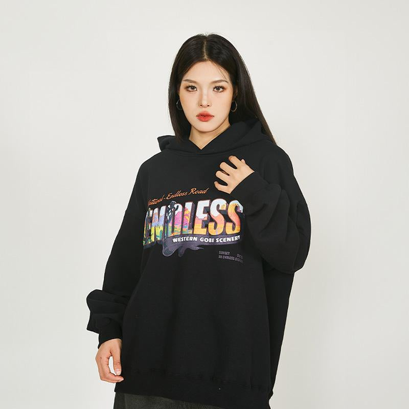 Hoodie mit endlos buntem Buchstabenprint