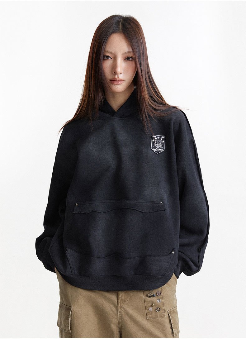 Sweat à capuche Y2K avec emblème de bouclier délavé