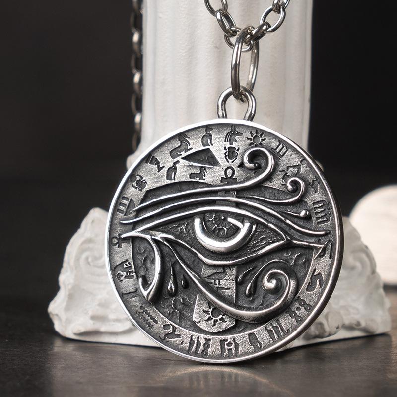 Silberne Halskette mit Horusauge-Anhänger