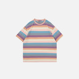 T-Shirt mit pastellfarbenen Regenbogenstreifen