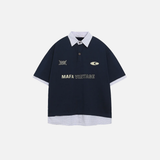 Lässiges Polo-Shirt mit lockerer Passform und angedeutetem zweiteiligem Buchstabenprint