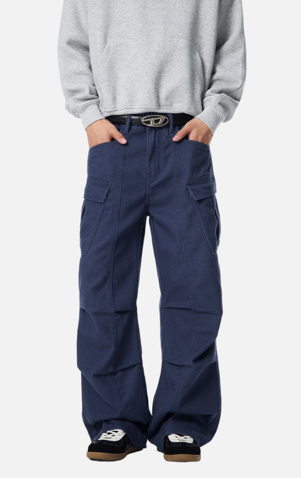 American Style Straight Leg Pleated Cargo Jeans
