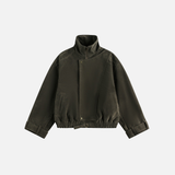 Veste ample à l'esprit punk chic et décontracté