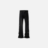 Lässige schwarze Schlagjeans