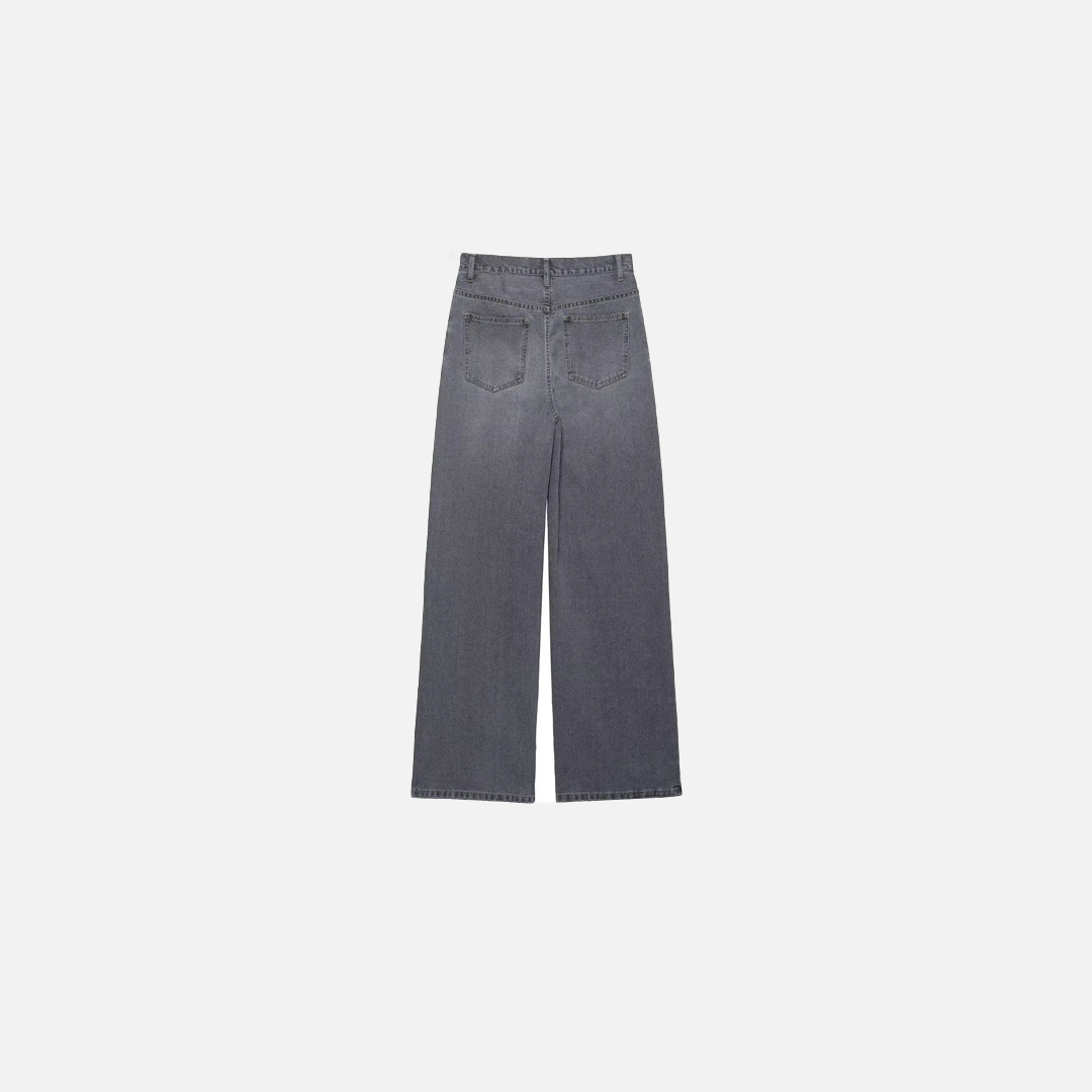 Jean en denim noir chic pour femme