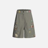 Lässige Shorts mit elastischem Bund und Cartoon-Stickerei.