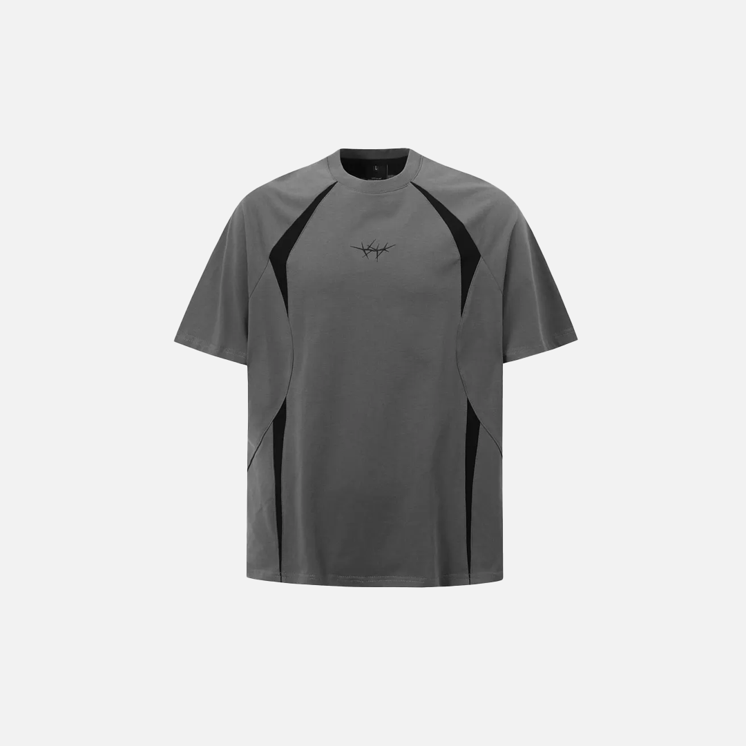 Modisches T-Shirt mit besticktem Renn-Patchwork-Muster