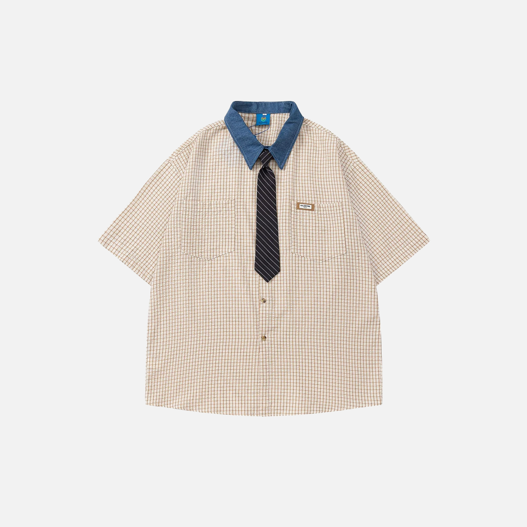 Japanischer Stil mit Krawatte, Oversize-Kurzarmhemd