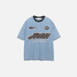 Sommerliches Streetwear-Denim-T-Shirt mit besticktem Aufnäher