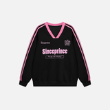 Stilvolles Langarm-T-Shirt mit V-Ausschnitt und Buchstabenprint