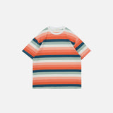 T-Shirt mit pastellfarbenen Regenbogenstreifen
