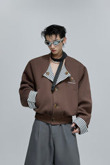 Gestreifte, kragenlose Jacke mit Lagenlook 