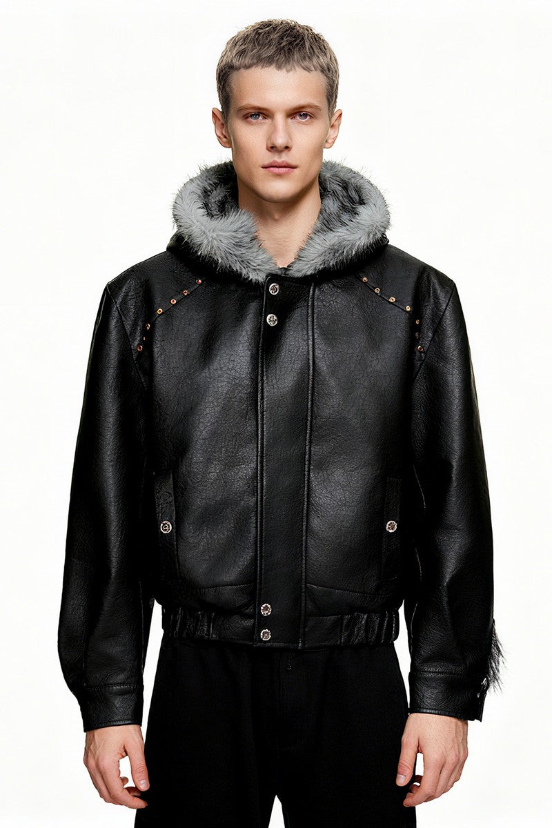Wattierte Bikerjacke mit Pelzkapuze 