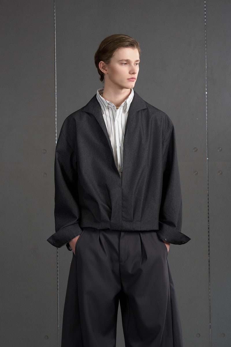 Gestreifte, mehrlagige, kurze Jeansjacke