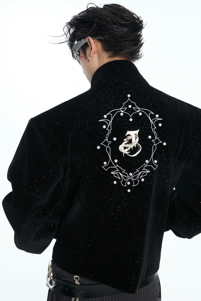 Jacke mit Metallknöpfen und Stehkragen 