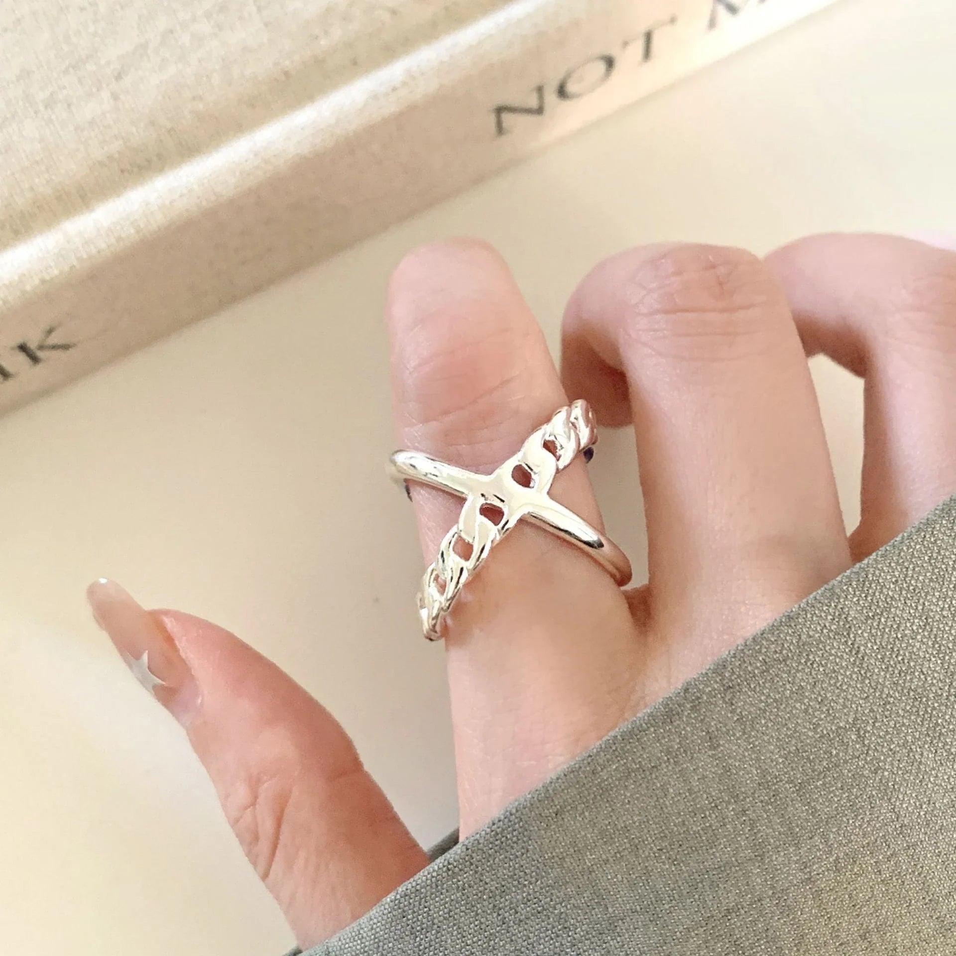 Geometric Wide Braid Square Ring