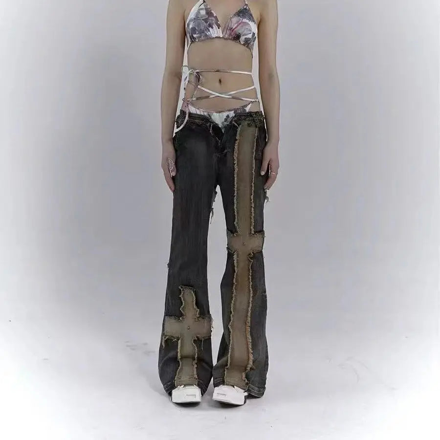 Jeans mit Used-Look-Patchwork-Kreuz
