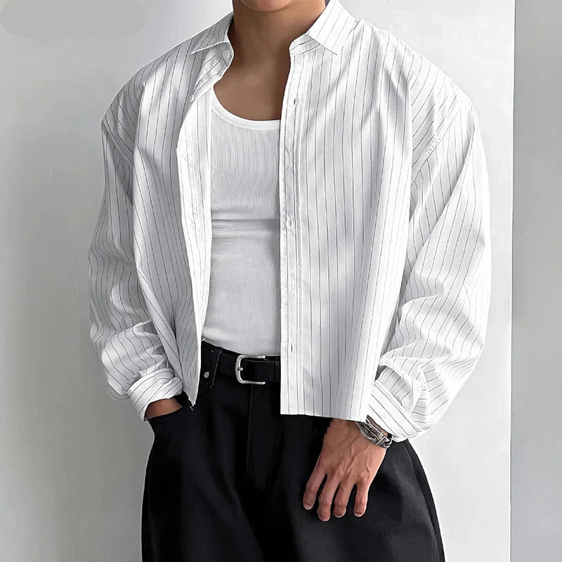 Chemise courte rayée de style coréen classique et simple