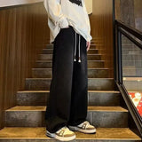 Klassische Hip-Hop-Jeans mit Seitenstreifen und geradem Bein