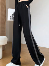 Gestreifte, locker sitzende Hose