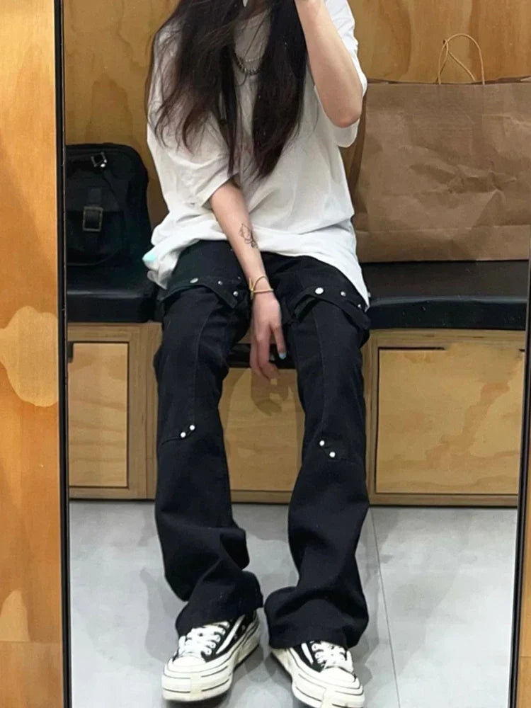 Jean en denim rétro chic et minimaliste