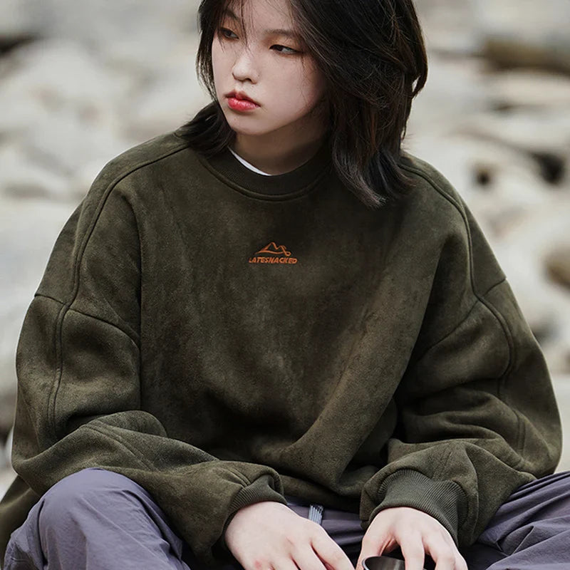 배기 피크 드리프트 스웨트셔츠