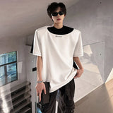 Vielseitiges, stylisches Kurzarm-T-Shirt mit Farbkontrasten