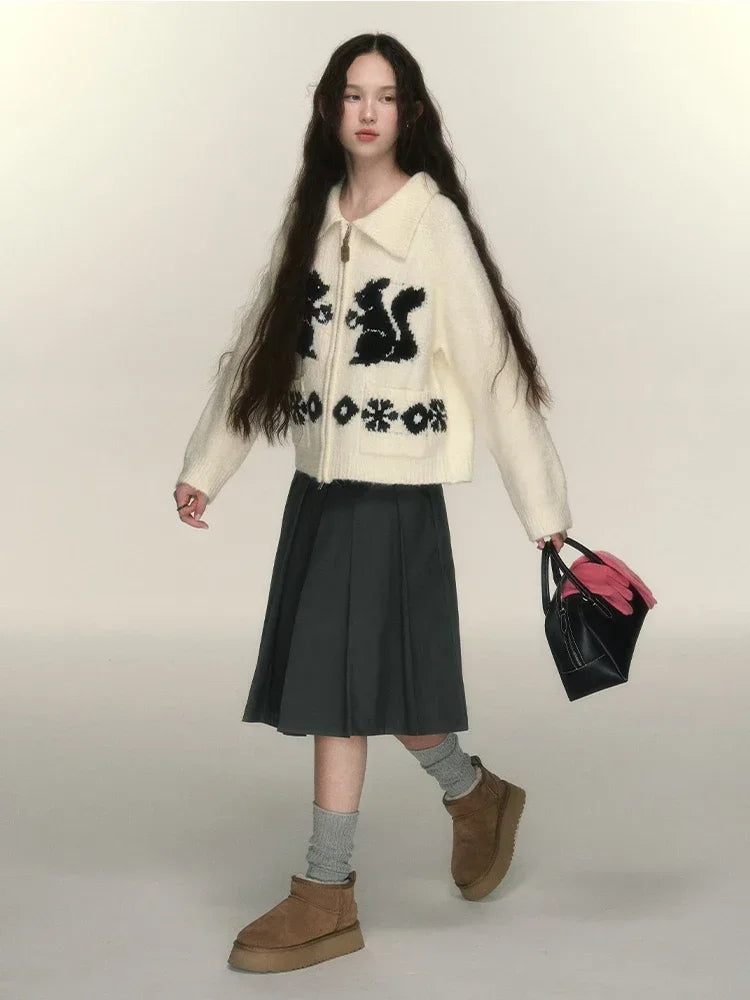 Niedlicher Oversize-Cardigan mit Eichhörnchenmotiv
