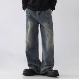 Retro-Cargojeans im koreanischen Workwear-Stil, blau, aus der Zeit der Arbeitskleidung.