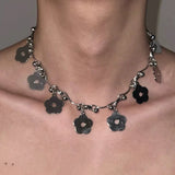 Grungy Flower Pendant Choker Necklace