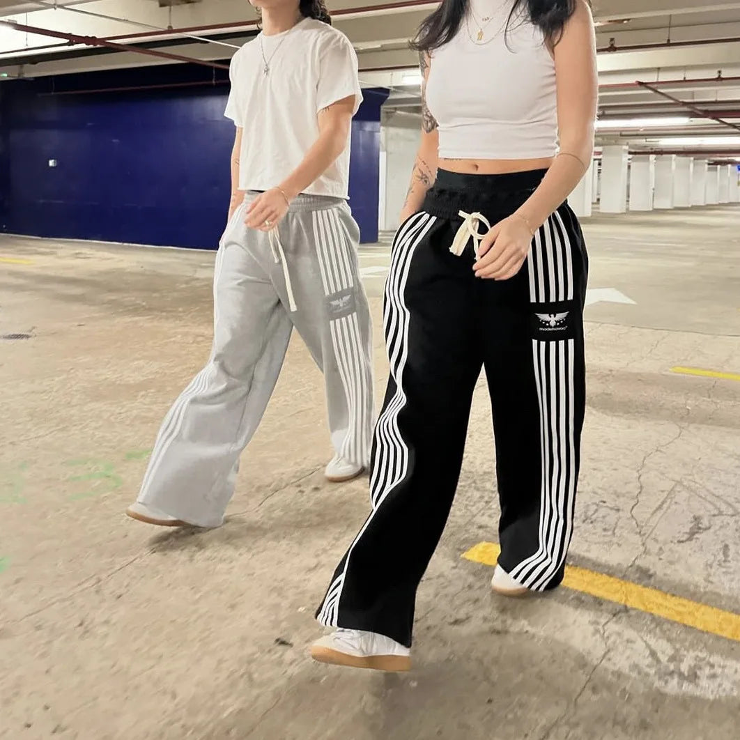 Flexible American Wide Leg Striped Sweatpants