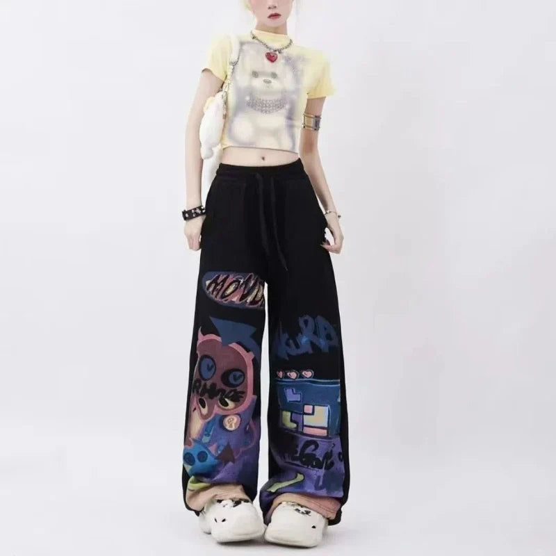Trendige Hip-Hop-Jogginghose mit Graffiti-Print