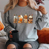 秋のドリンクとくつろぎのスウェットシャツ