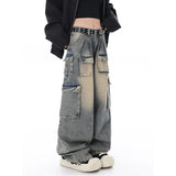 Niedliche, trendige blaue Jeans mit hohem Bund und weitem Bein