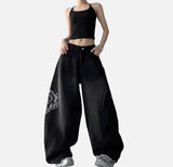Strapazierfähige, bestickte Jeans mit weitem Bein