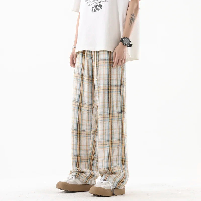 Karierte Hose mit Kordelzug