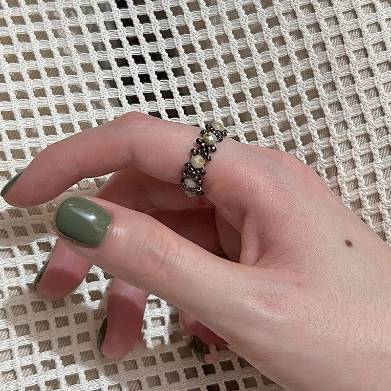 Elegant Crystal Beaded Elastic Rope Ring