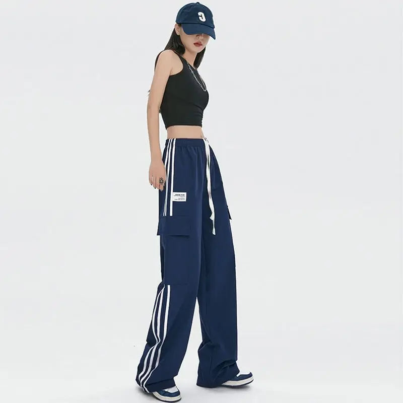 Lässige Oversize-Cargohose mit Streifen und Kordelzug