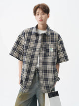 Chemise rétro à carreaux à manches courtes et poches
