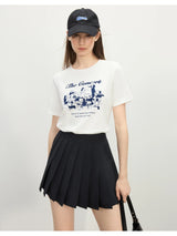 Schickes, minimalistisches Kurzarm-T-Shirt aus reiner Baumwolle