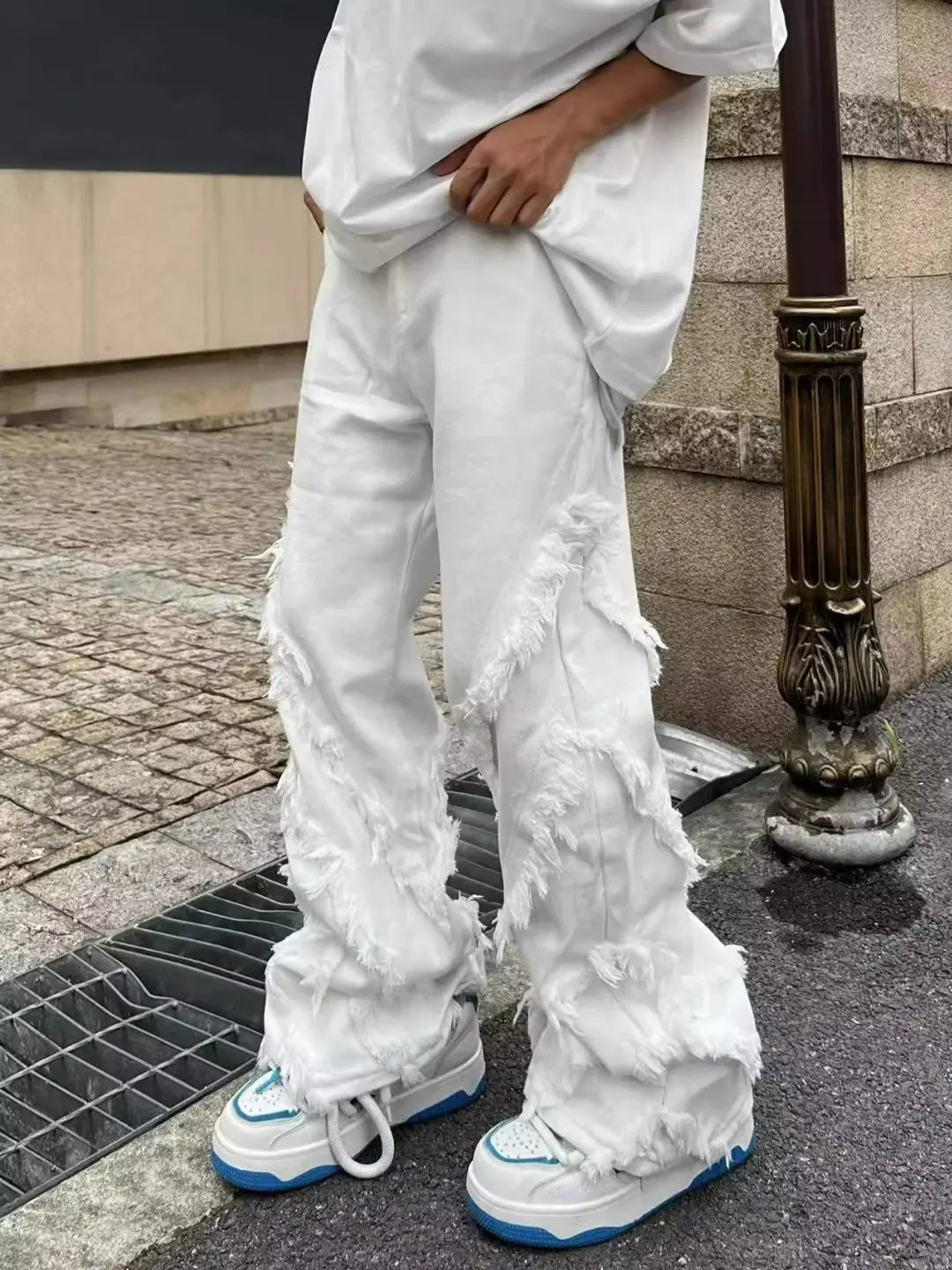 Distressed American Style Raw Edge Jeans