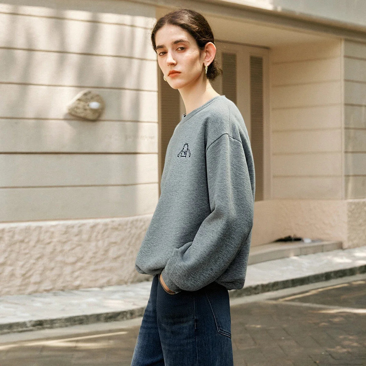 Gray Plaid Embroidered O-Neck Casual Sweatshirt