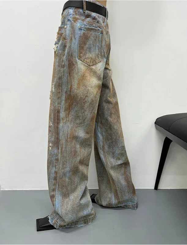 Flexible Streetwear im amerikanischen Hip-Hop-Stil, Rusty Jeans