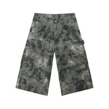 Sleek camouflage print cropped Jorts