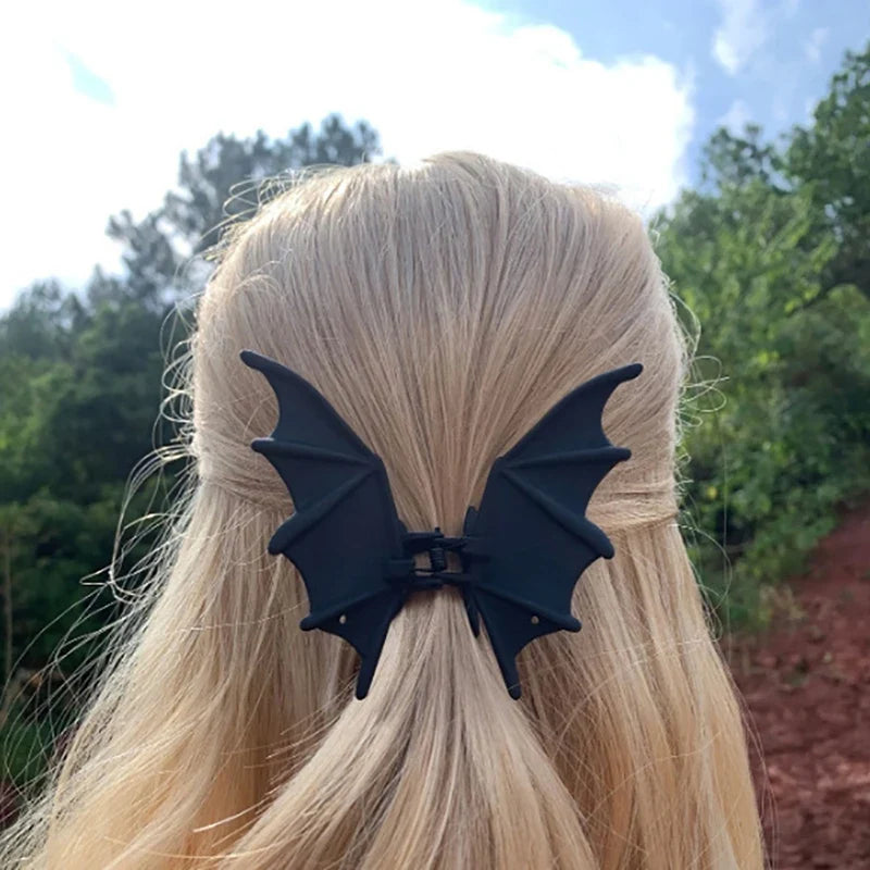 Pinces à cheveux chauve-souris en métal noir pour Halloween