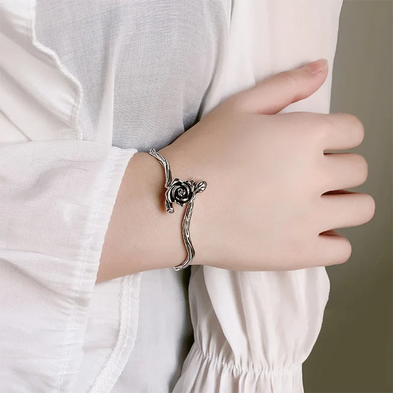 Vintage Flower Rose Leaf Asymmetric Bracelet